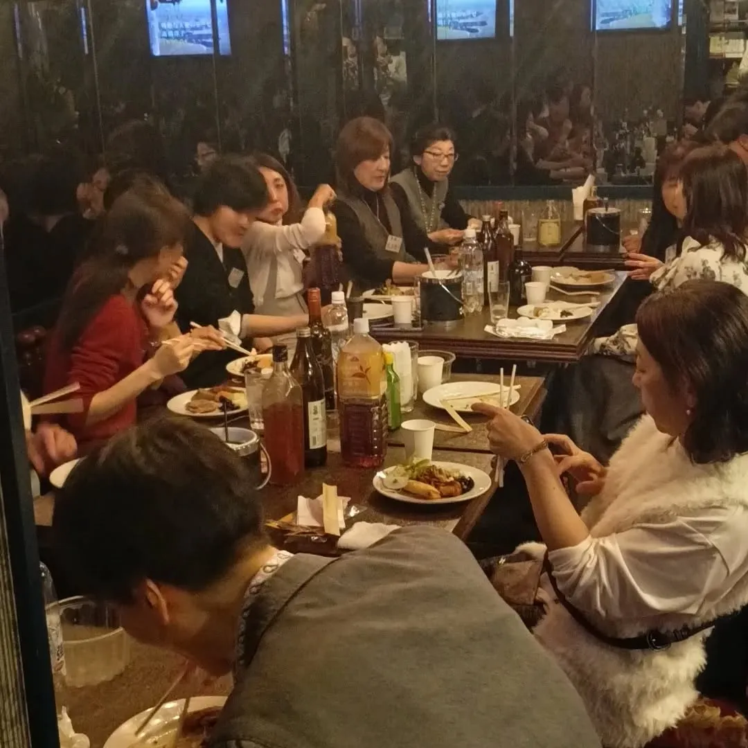 気功サロン2回目の忘年会開かれました。